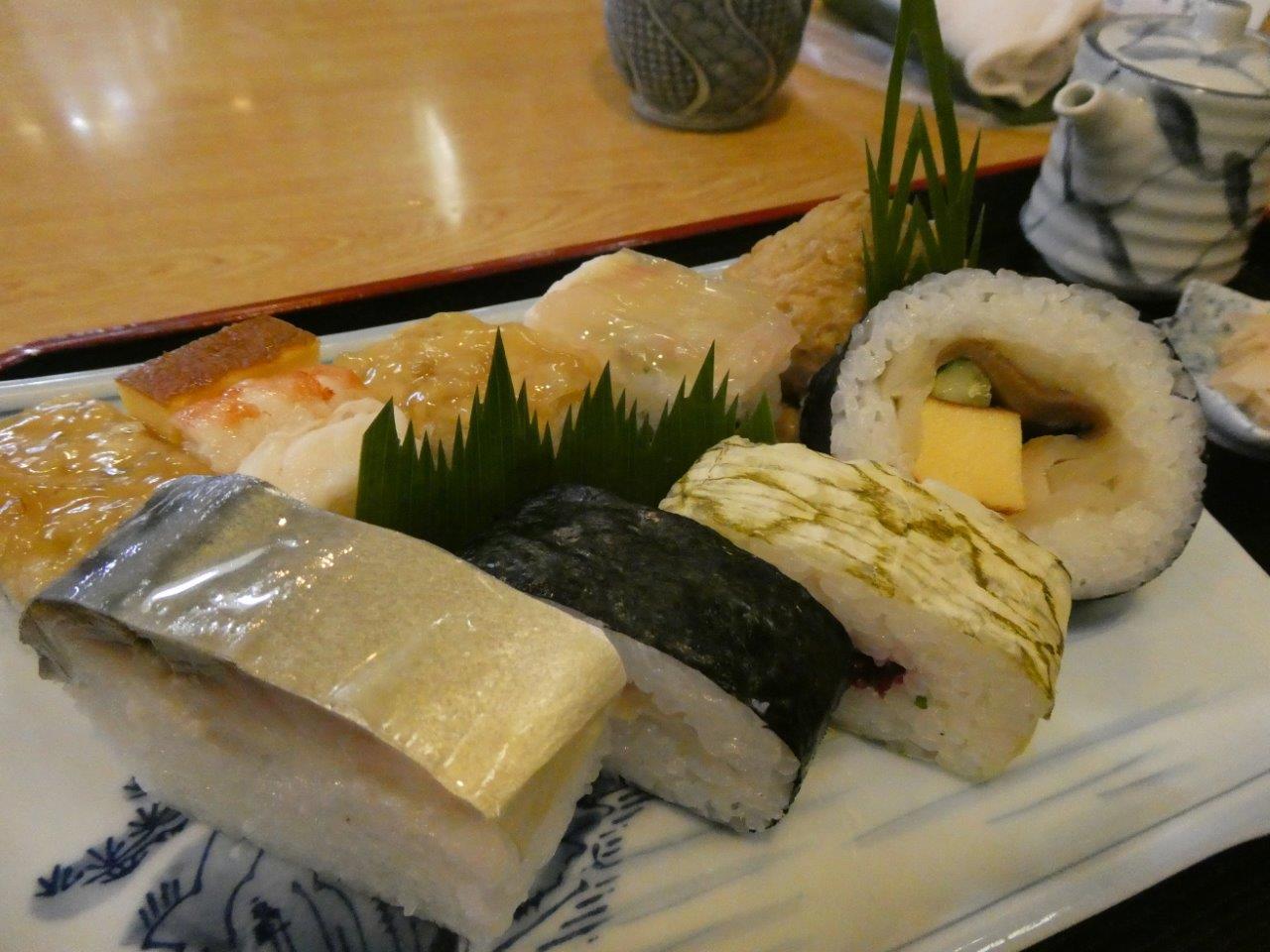 いづ松 （いづまつ）　_d0106134_16474570.jpg