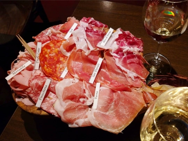 飲み会いろいろ 平日 会社を休んだら