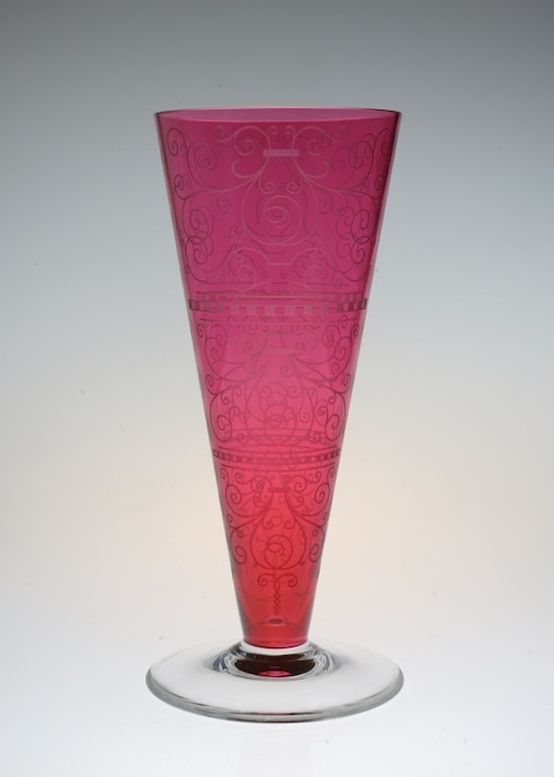 BACCARAT LIDO RED VASE_c0108595_23235991.jpeg
