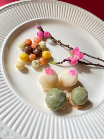 雛祭り　洋風桃ジャム入り団子_c0005759_01161707.jpg