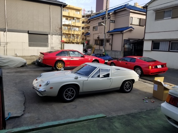 ロータスエスプリ君 足回り強化。_e0119092_12012188.jpg