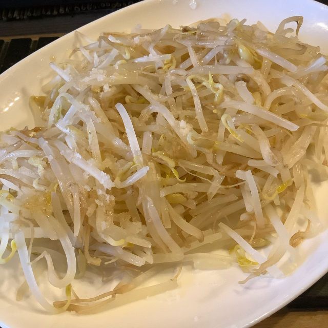 もやしのナムル風 簡単ごっつ美味い。_a0334793_20164423.jpg