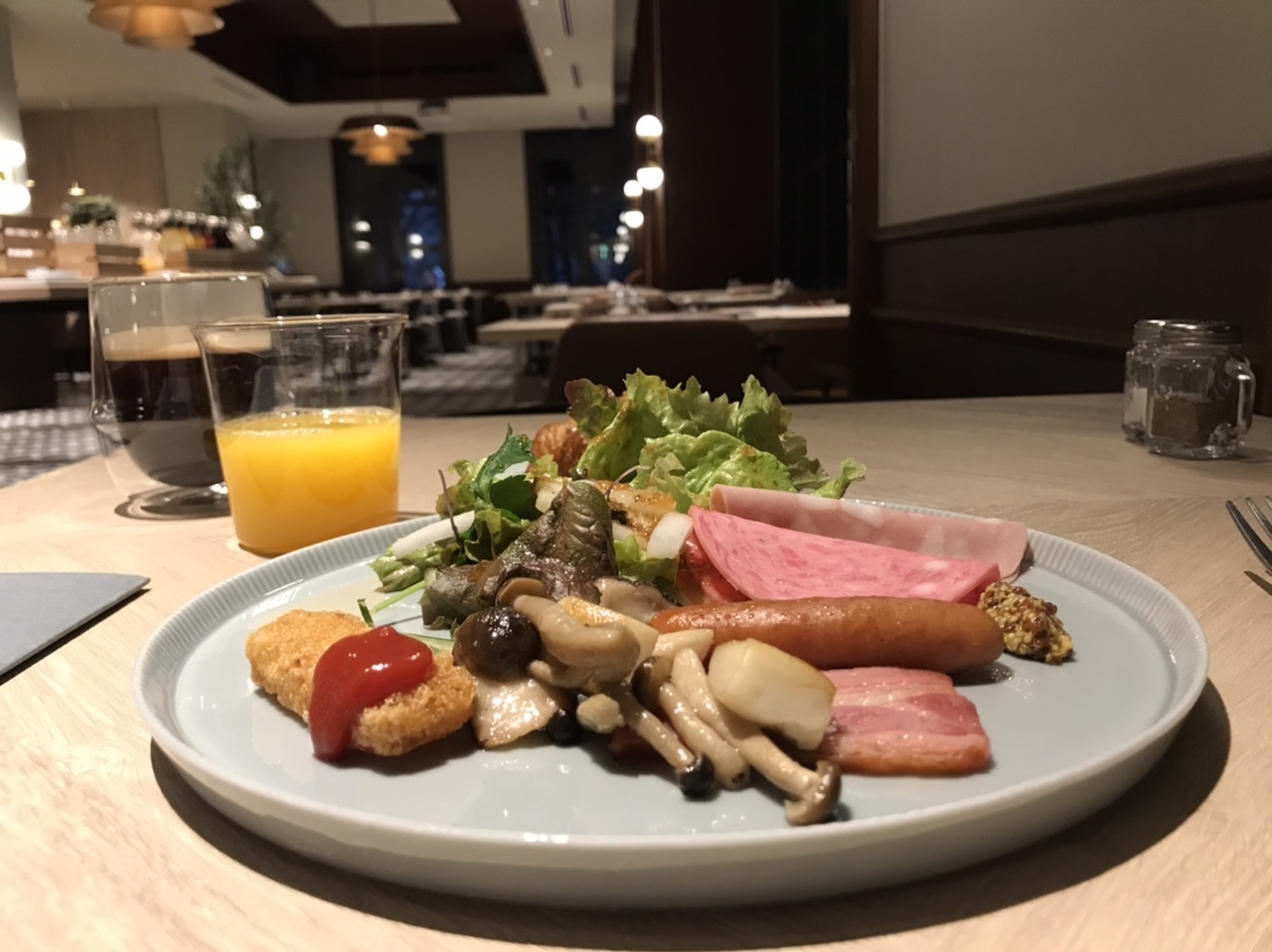 3月2日 WHY NOT_a0317236_05522624.jpeg