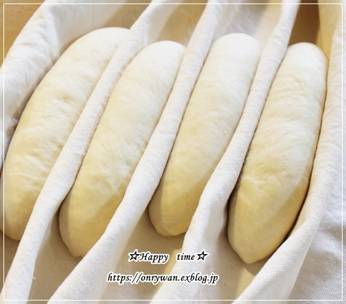 ご飯炊くの忘れてた日の焼きそば弁当とミニソフトバゲット♪_f0348032_16451000.jpg