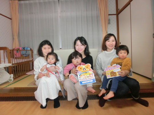 2020.02.21 2月のお誕生会_f0142009_10544872.jpg
