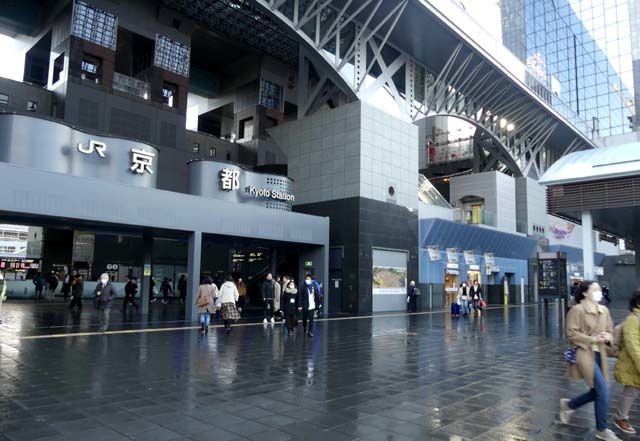 人がいない 京都駅_e0048413_21185679.jpg