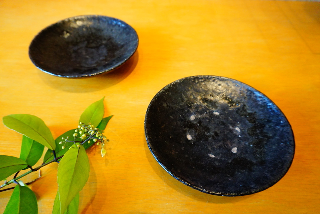 八田亨 陶展 - 南青山にて- 明日からです_b0132442_16481368.jpeg