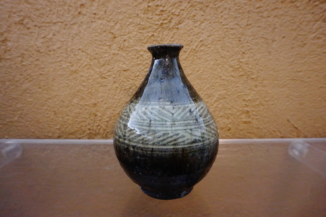 八田亨 陶展 - 南青山にて- 明日からです_b0132442_18114624.jpeg