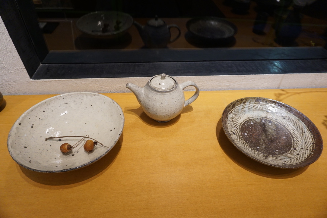 八田亨 陶展 - 南青山にて- 明日からです_b0132442_19440822.jpeg
