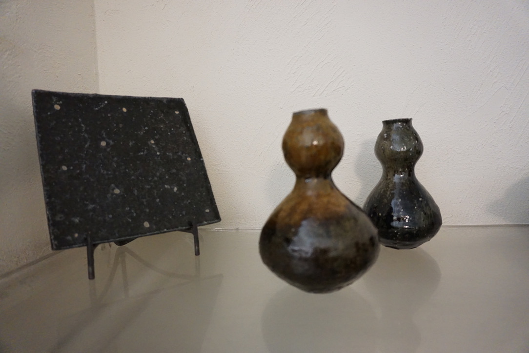 八田亨 陶展 - 南青山にて- 明日からです_b0132442_19444252.jpeg