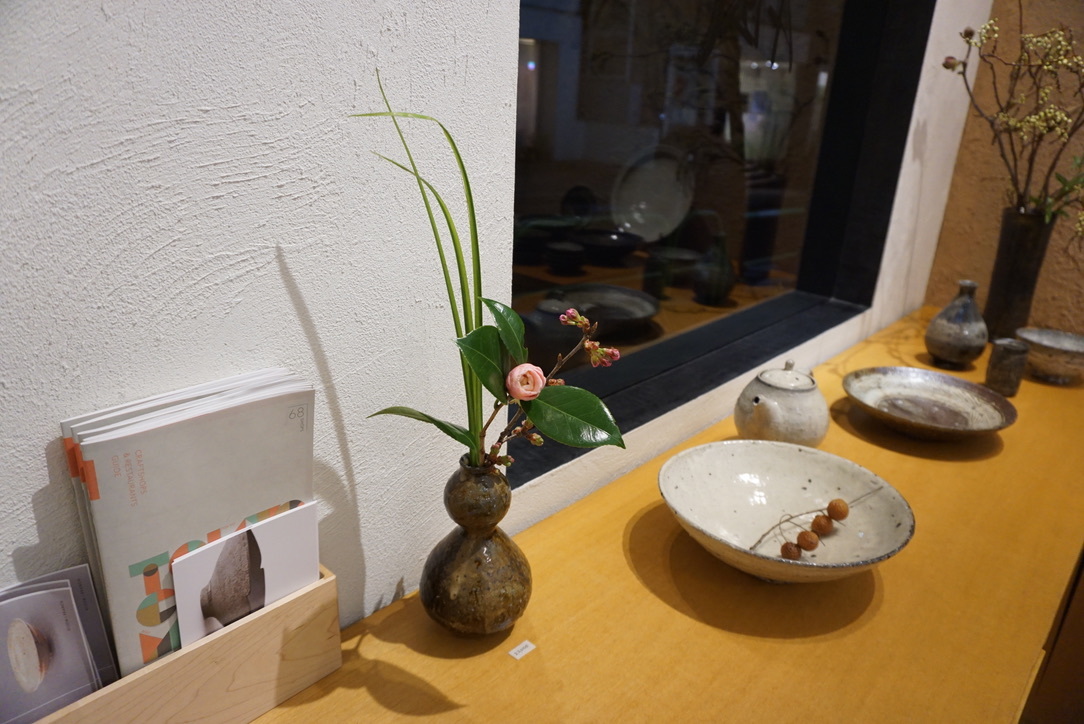 八田亨 陶展 - 南青山にて- 明日からです_b0132442_19451131.jpeg
