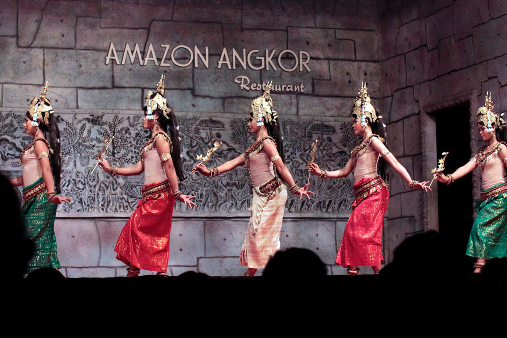 アプサラ -Siem Reap-2012-_d0011713_11433811.jpg