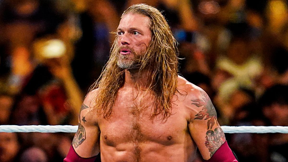 WWEが正式にエッジが負傷したことを発表_c0390222_06380451.jpg