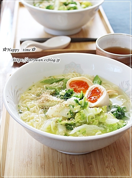 おうちランチはサッポロ一番塩ラーメン♪_f0348032_17590239.jpg