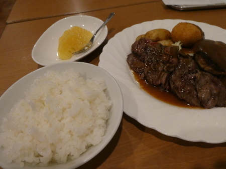 辰五郎 　居心地のよい昔ながらのお店_d0106134_23381362.jpg