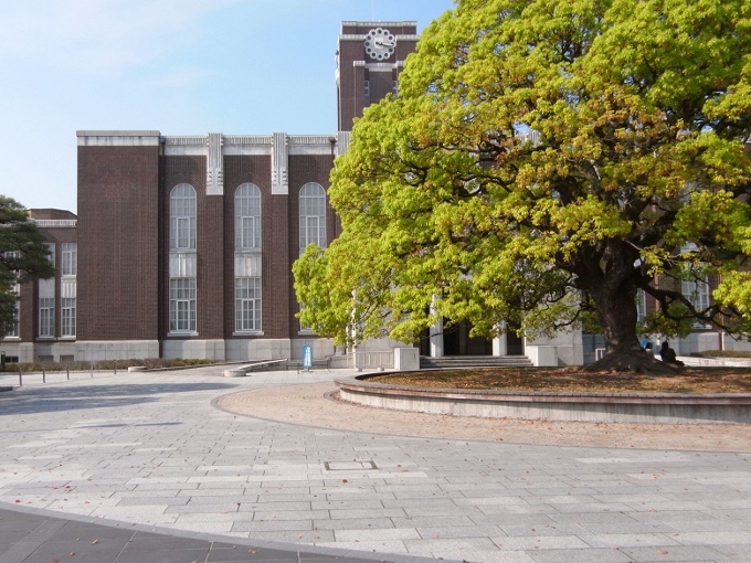 京都大学百周年時計台記念館（旧京都帝国大学本館）_f0116479_14045715.jpg