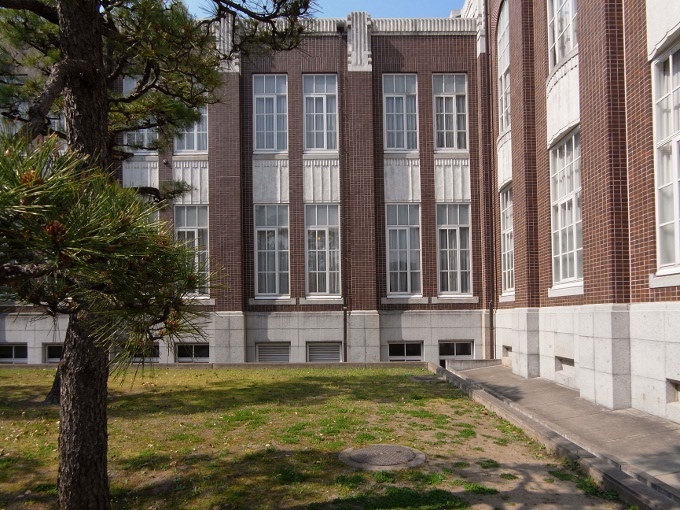 京都大学百周年時計台記念館（旧京都帝国大学本館）_f0116479_14192638.jpg