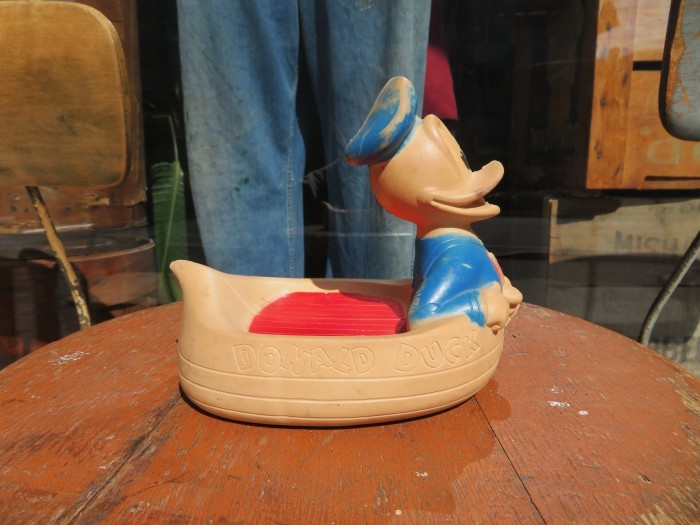 Vintage Donald Duck Soap Dish_e0187362_16505068.jpg