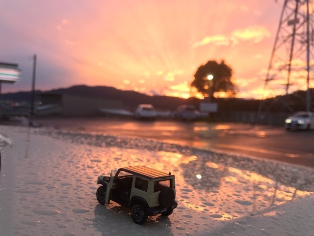 雨上がりの夕焼け_b0391788_18111288.jpeg