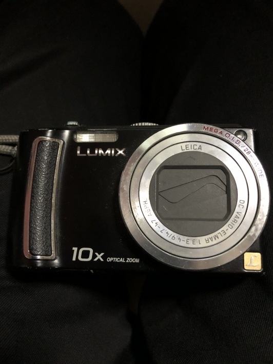 写真撮影、スマホのカメラアプリとコンデジ、両方?それともどっちか?_d0063599_17531262.jpg