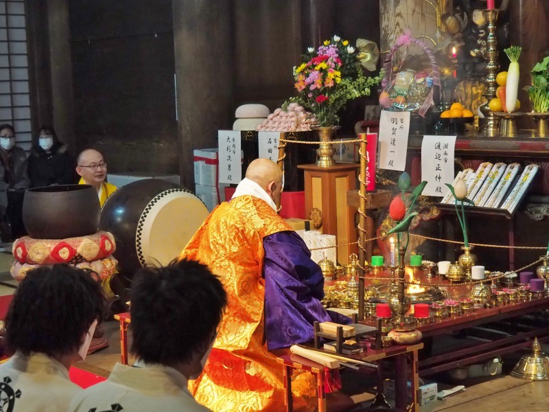 大祭前夜「大ローソク献火式」が行われました_c0336902_21322334.jpg