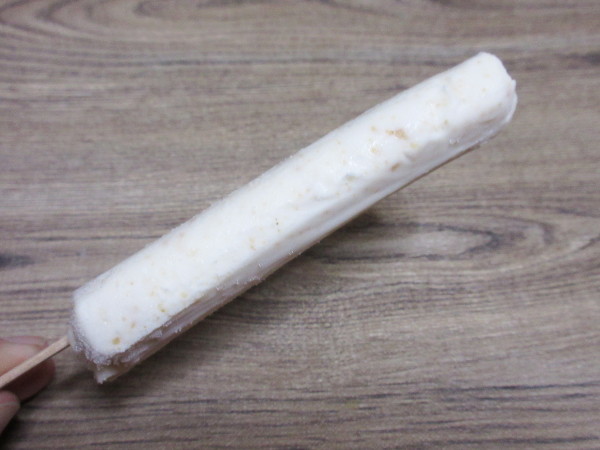 【シャトレーゼ】4種のチーズのベイクドチーズケーキバー_c0152767_15395959.jpg
