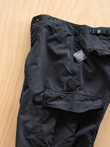 Porter Classic WEATHER CARGO PANTS / BLACK : 『Bumpkins putting on