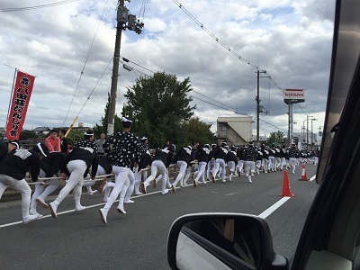 泉北2号線で 津久野のだんじり祭~♪_e0123286_18575296.jpg
