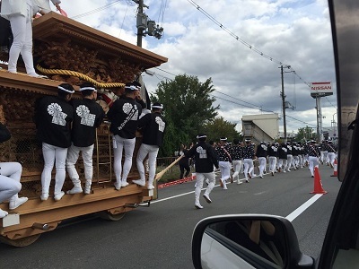 泉北2号線で 津久野のだんじり祭~♪_e0123286_18581369.jpg
