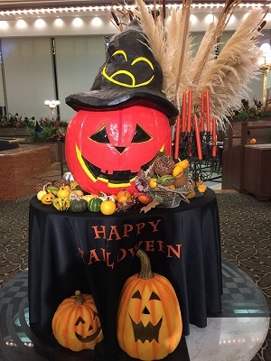 部長くん夫婦とWデート ハロウィンディナーブッフェ~♪_e0123286_19055471.jpg