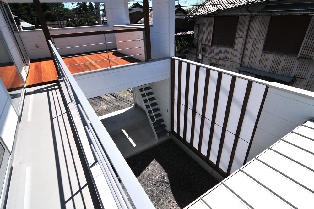 屋上テラスでアウトドアリビング!_c0148401_12274950.jpg