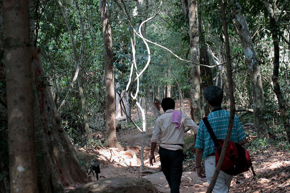 クバルスピアン3, Kbal Spean 源流へ -Siem Reap-2012-_d0011713_00354006.jpg