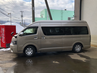 ハイエース グランドキャビン ローダウンとヒッチメンバー取り付け☆_a0143349_18351126.jpg