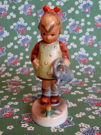 リトル・ガーデナー」のフンメル人形 : Der Liebling ～蚤の市フリーク 