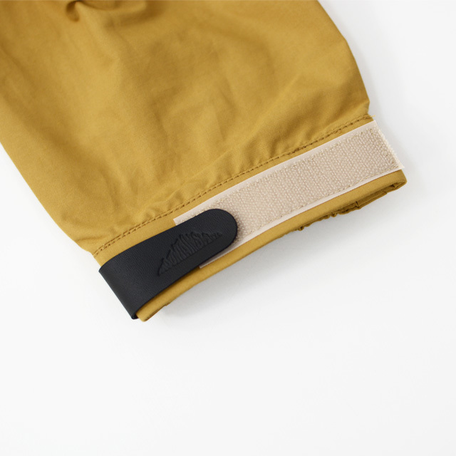 MOUNTAIN SMITH（マウンテンスミス）の「MOUNTAIN SMITH