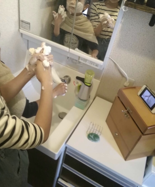 休校中　洗顔石鹸にハマってます_b0366709_22165707.jpg