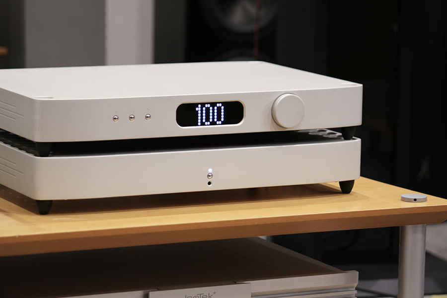 MSB「Discrete DAC Plus」 デモを終えて_e0404728_23533344.jpg