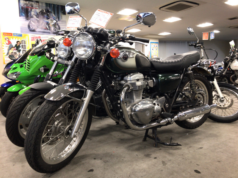 W800が入荷しましたよ!_e0185939_13482353.jpeg