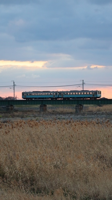 藤田八束の鉄道写真@東京オリンピック開催が決定、日本経済は元気になれる・・・・全国に新型コロナは良き渡った、免疫はできたと判断すべし_d0181492_17441383.jpg