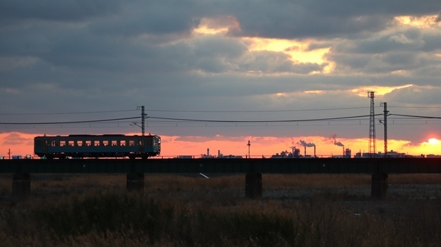 藤田八束の鉄道写真@東京オリンピック開催が決定、日本経済は元気になれる・・・・全国に新型コロナは良き渡った、免疫はできたと判断すべし_d0181492_17450559.jpg