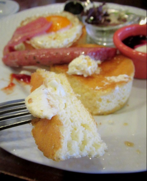 星乃珈琲店 ＊ 大阪 休日モーニング♪_f0236260_16213551.jpg