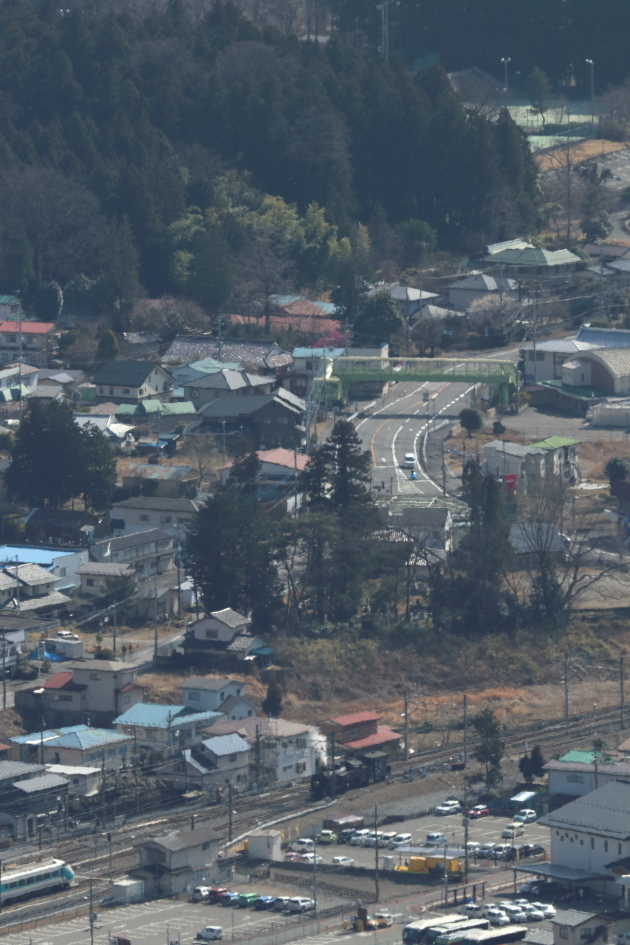 地方の街の駅の機関車と車掌車 - 2020年早春・東武鬼怒川線 -_b0190710_22140639.jpg