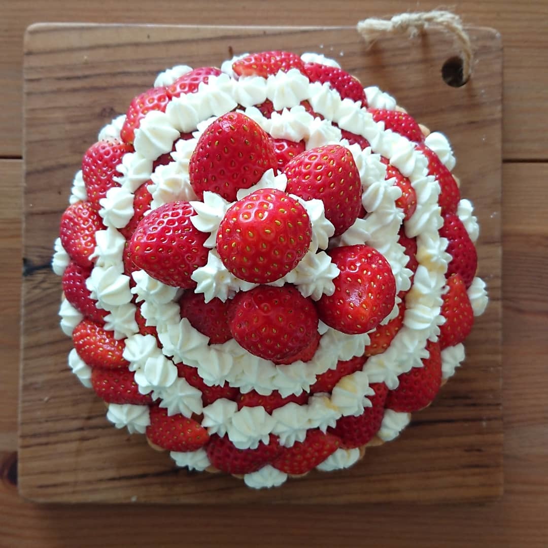 いちごタルト_a0113430_08374468.jpg