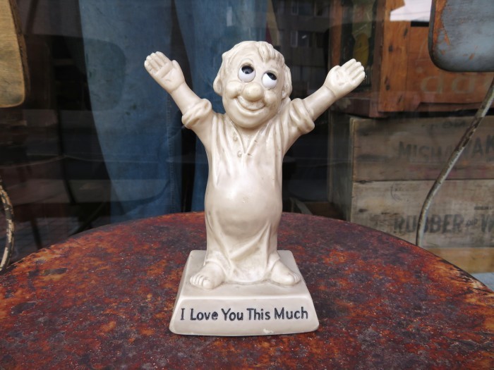 Vintage Message Doll I Love You This Much. 1970_e0187362_11142279.jpg