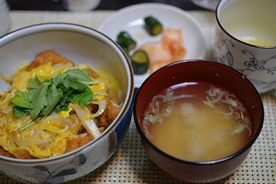 カツ丼_b0068780_12394313.jpg