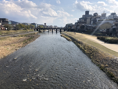 ブログ「いま、カフェ・モンタージュの役割」を読んで 〜\"わたしはコロナに感染している\"_c0069903_18191101.jpg