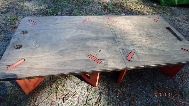 キャンプギア その 自作テーブル ランタンスタンド ウッドストーブ 浮世闊歩 キャンプギア その 自作テーブル ランタンスタンド ウッドストーブ 浮世闊歩
