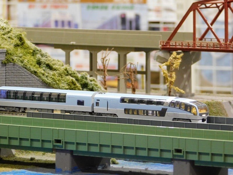 在籍車両】 JR ― KATO 251系 スーパービュー踊り子 登場時塗装