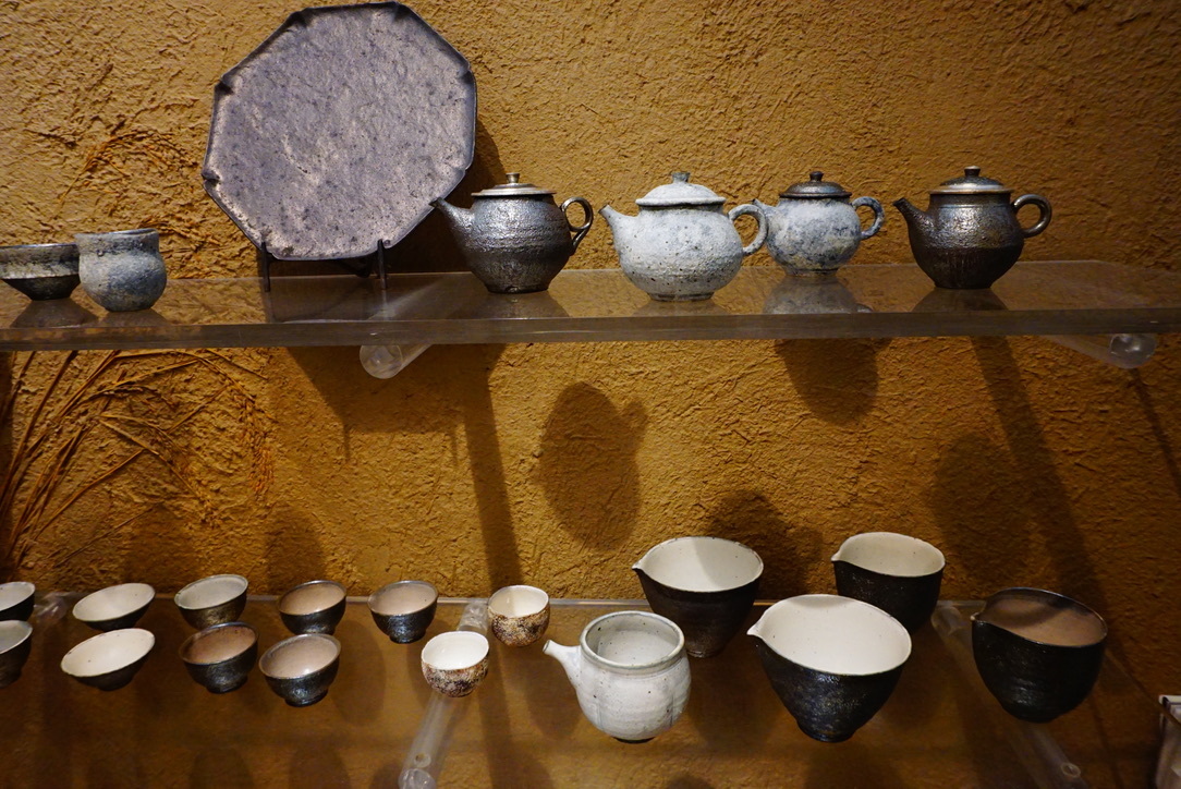 山本哲也 うつわ展 明日からです (3/18~23)_b0132442_19222494.jpeg