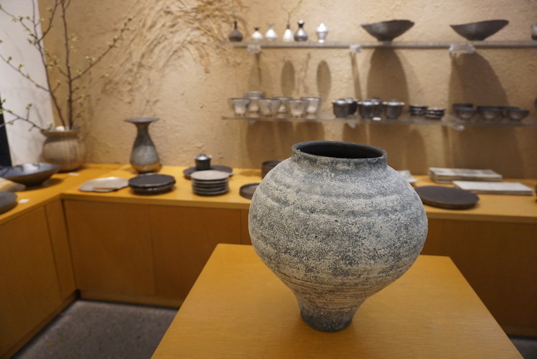 山本哲也 うつわ展 明日からです (3/18~23)_b0132442_19224440.jpeg